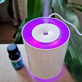 Purificador de aire + Aceite de 15ml Aromático